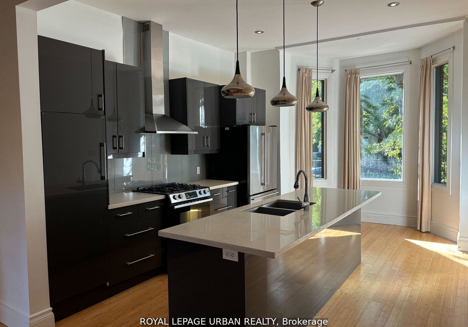 323-ontario-street-toronto-ontario-c13153804