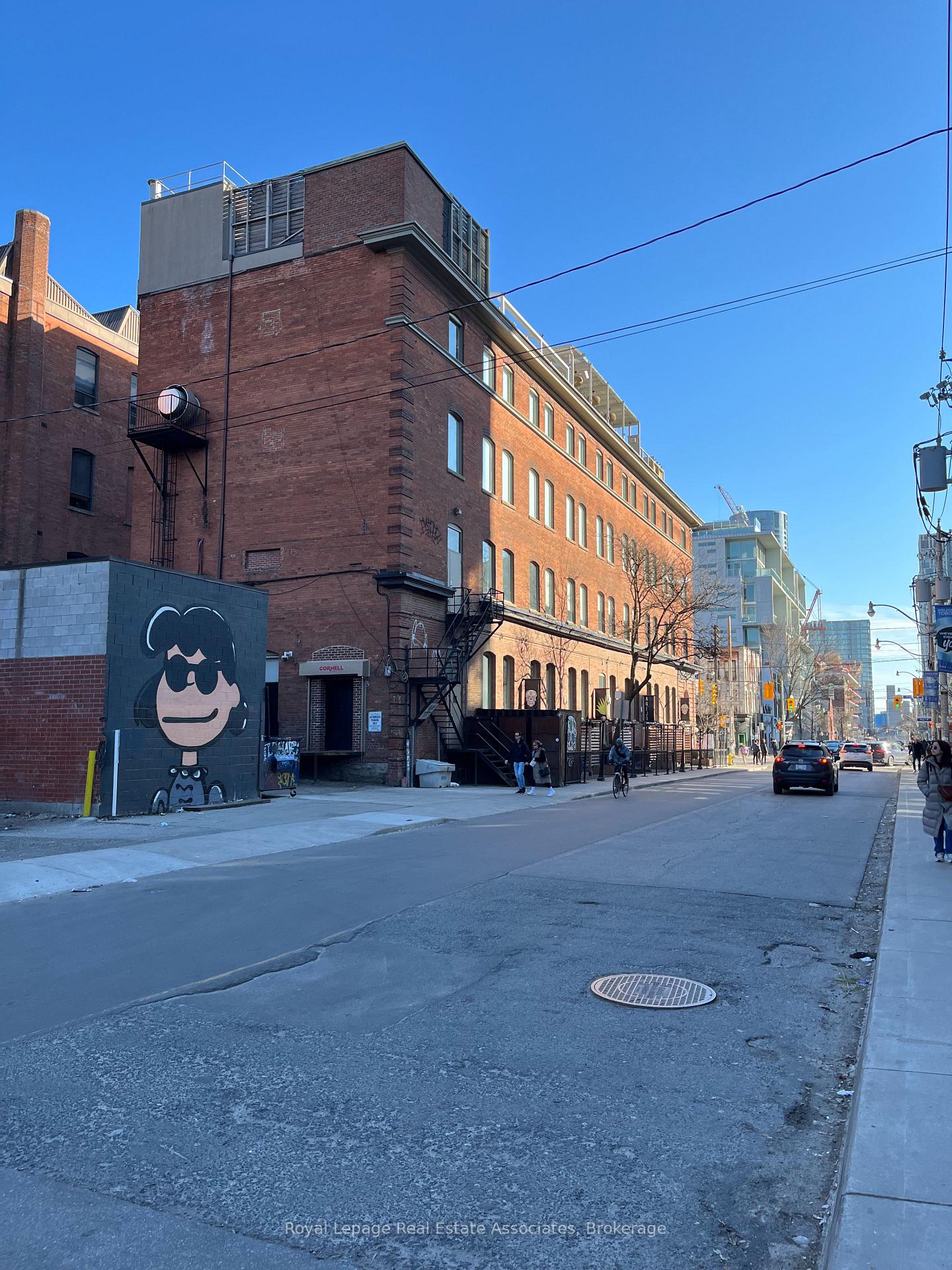 461-adelaide-street-w-toronto-ontario-c13154216