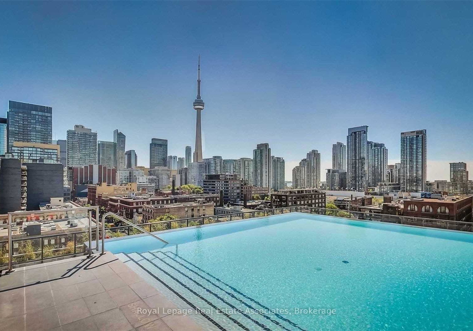 461-adelaide-street-w-toronto-ontario-c13154216
