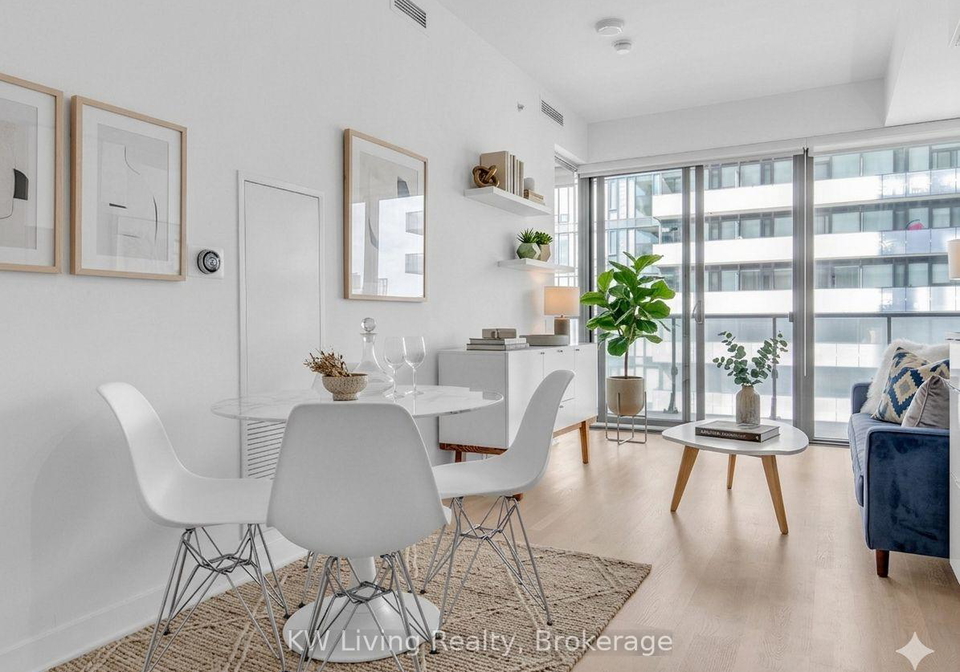 185-roehampton-avenue-toronto-ontario-c13154330