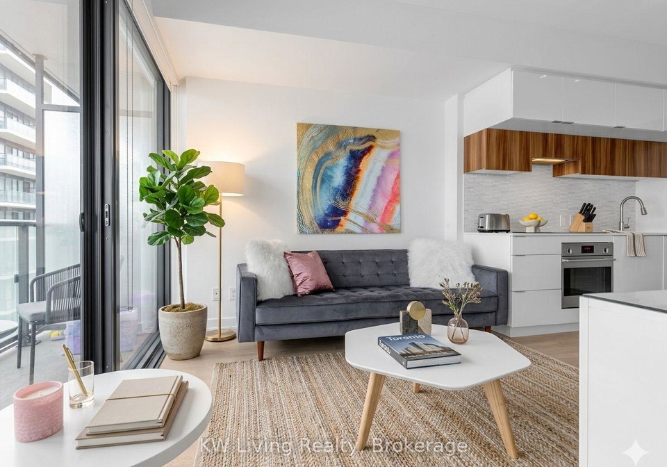 185-roehampton-avenue-toronto-ontario-c13154330