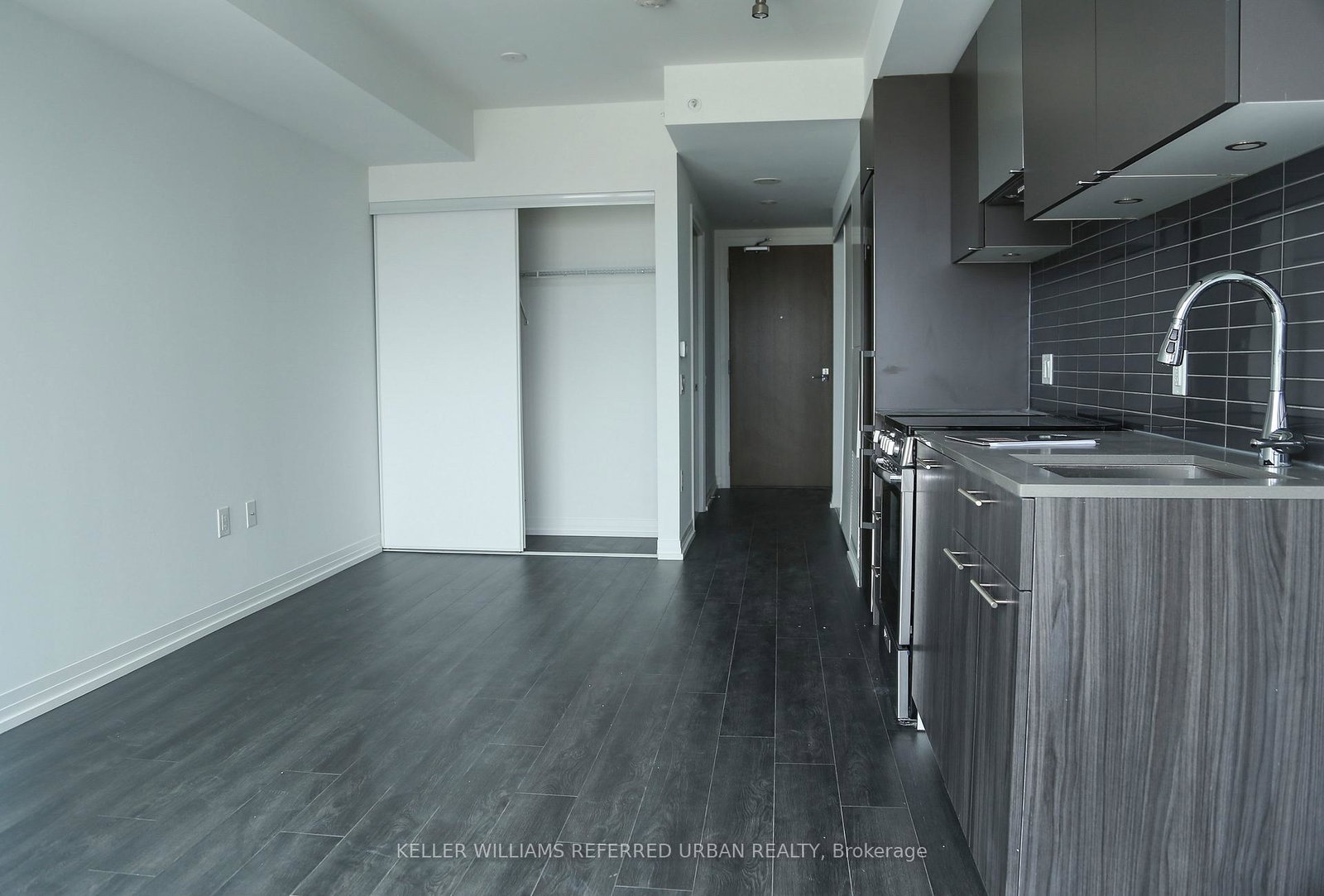 251-jarvis-street-toronto-ontario-c13154414