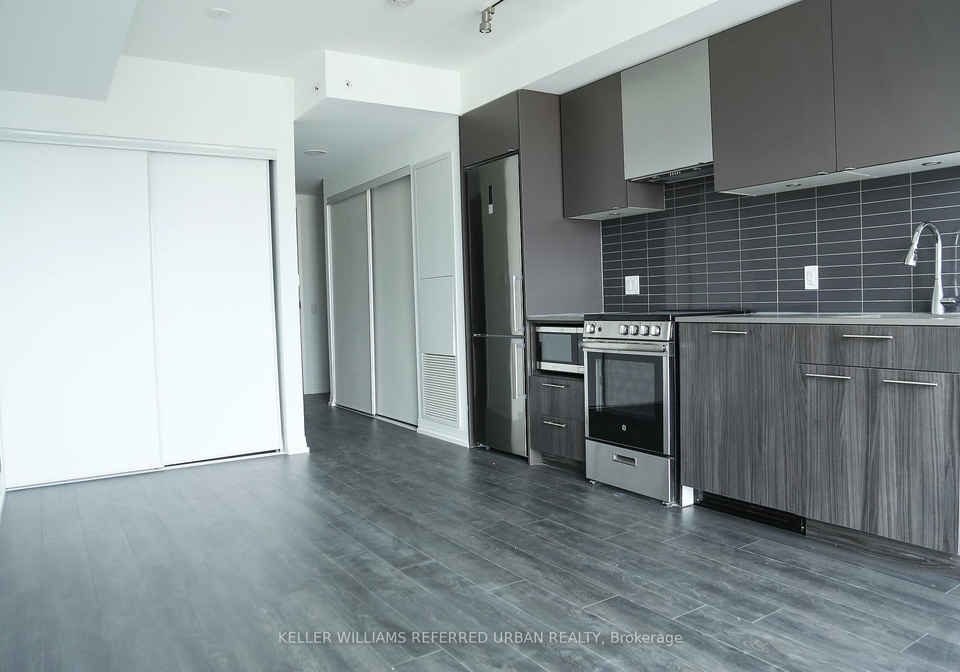 251-jarvis-street-toronto-ontario-c13154414