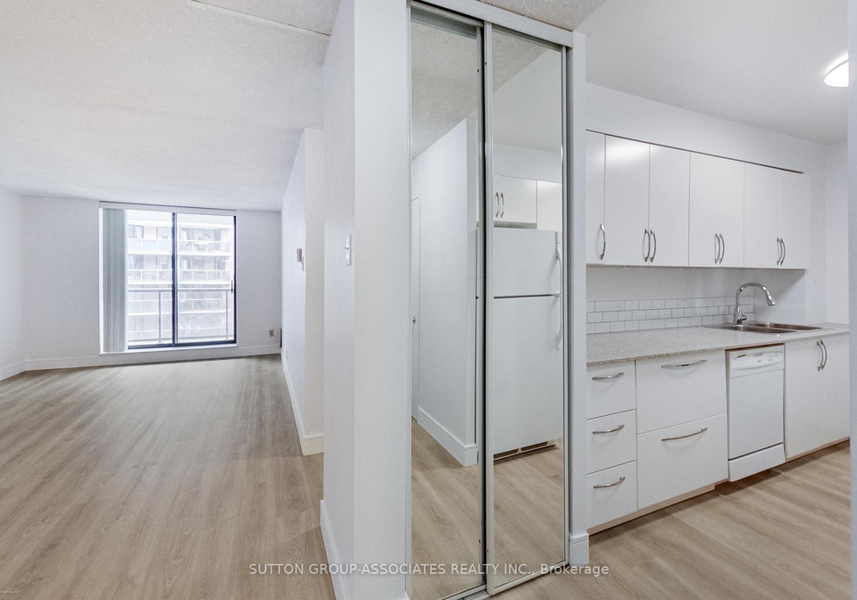 250-jarvis-street-toronto-ontario-c13154600