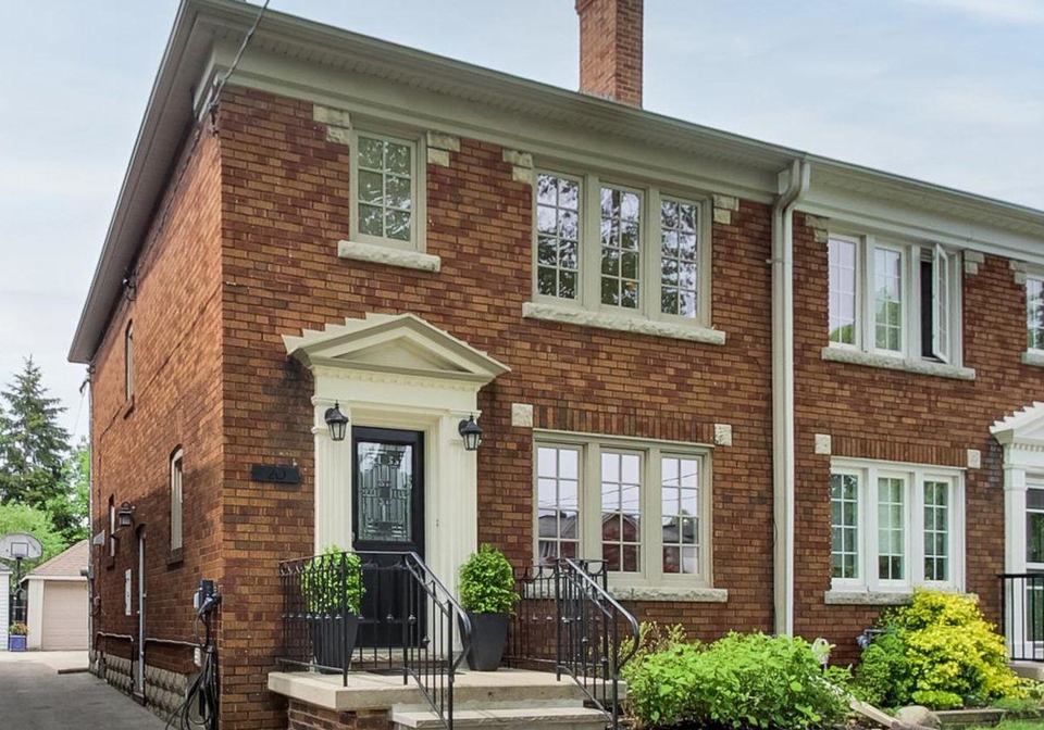20-randolph-road-east-york-ontario-c13154606