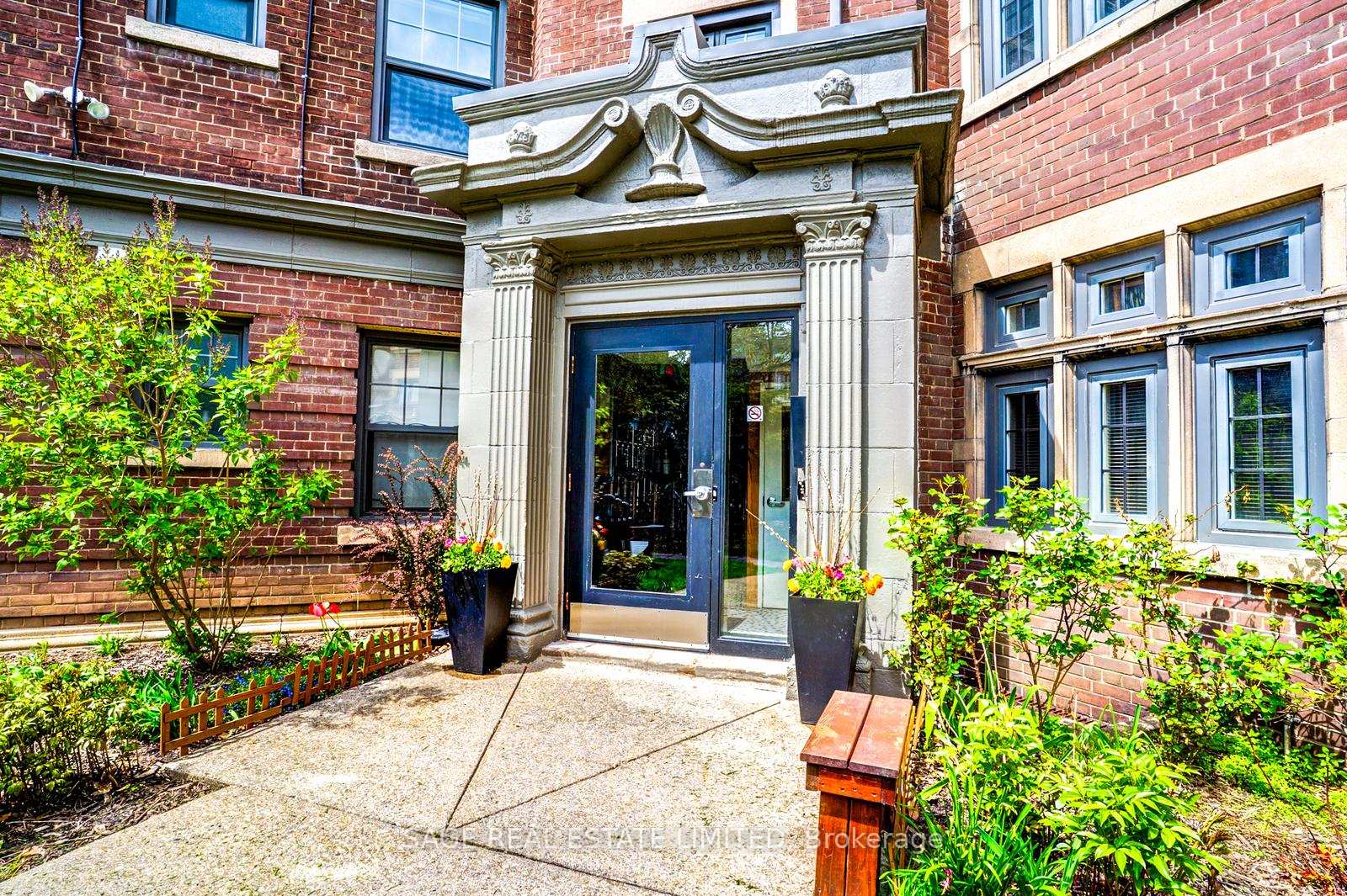 48-lawton-boulevard-toronto-ontario-c13154916