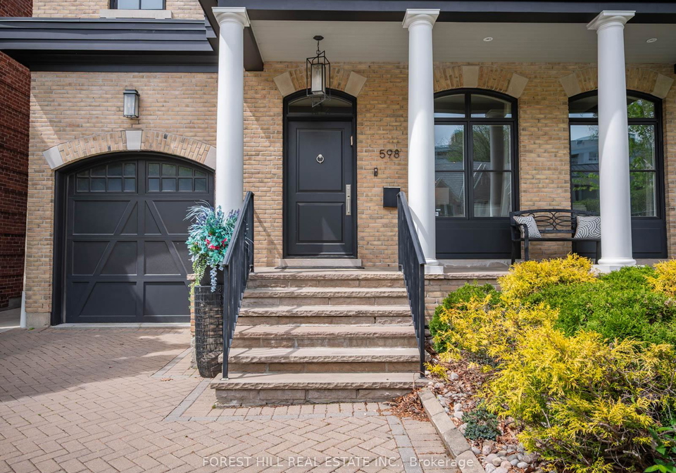 598-castlefield-avenue-toronto-ontario-c13155310