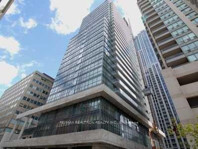 770-bay-street-toronto-ontario-c13155328