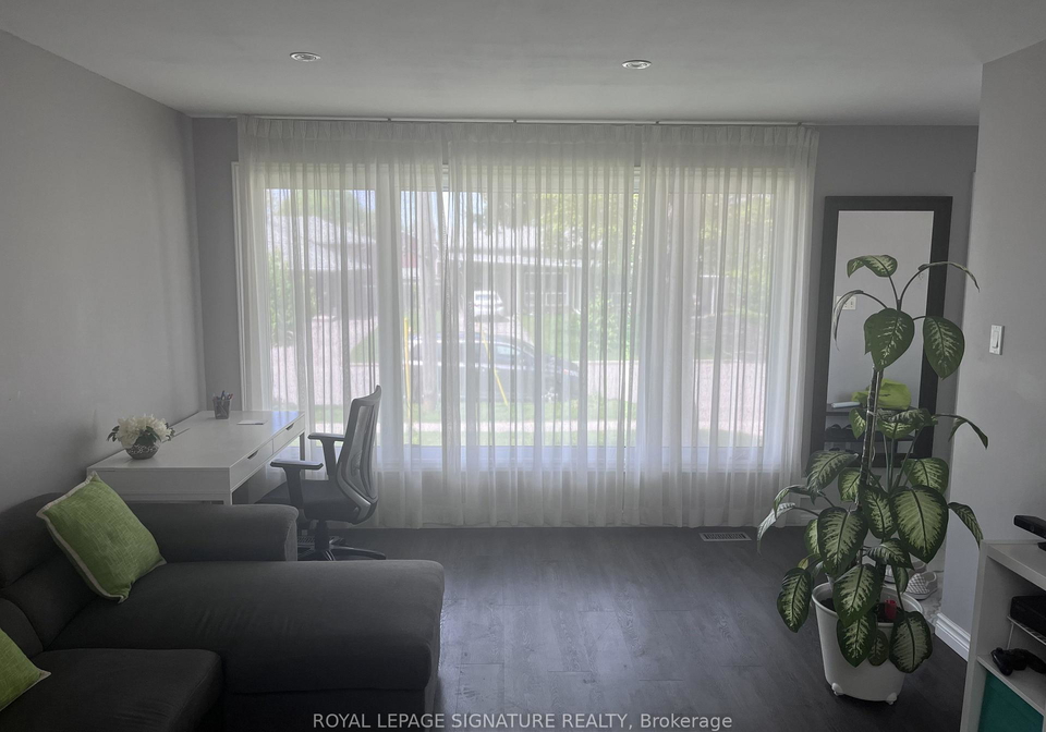 20-fortrose-crescent-north-york-ontario-c13155334