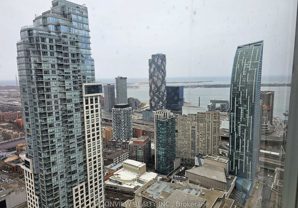 1-king-street-w-toronto-ontario-c13155394