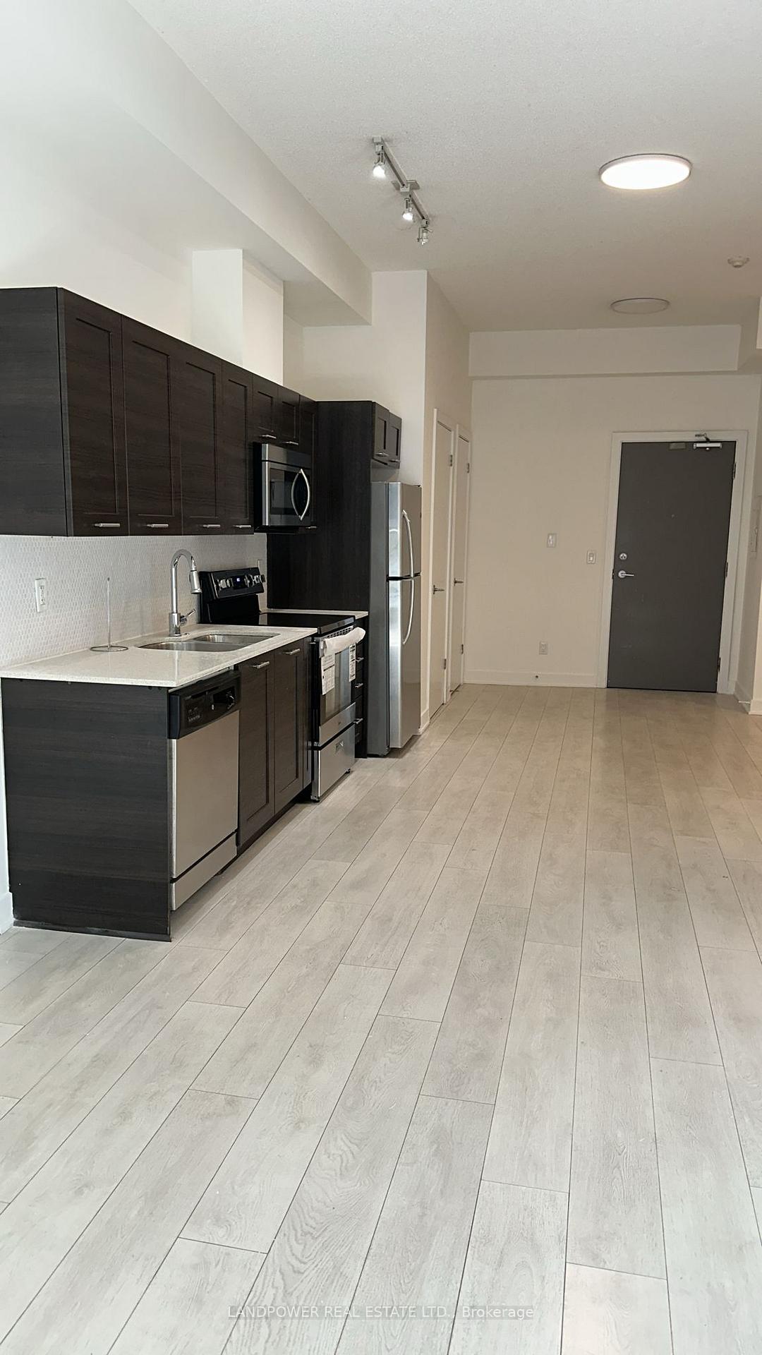 169-fort-york-boulevard-toronto-ontario-c13155548
