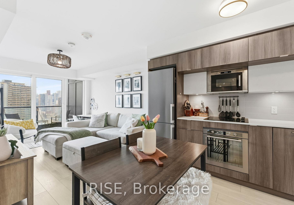 585-bloor-st-e-toronto-ontario-c13155906