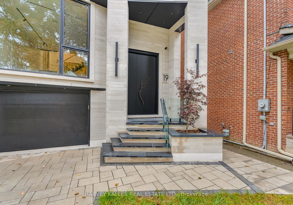 19-ridley-boulevard-toronto-ontario-c13155958