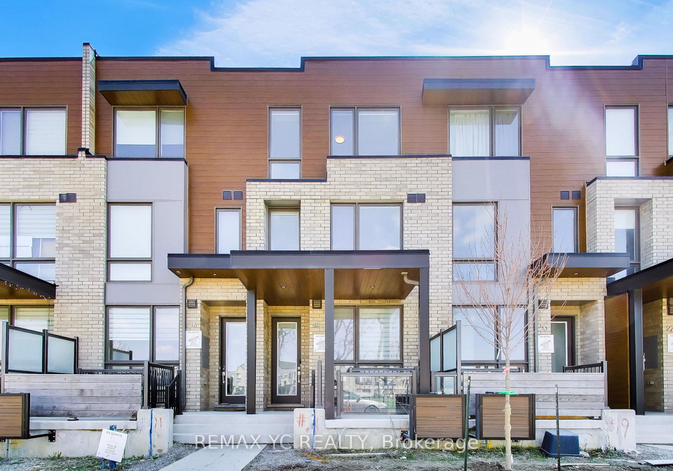 18-deep-roots-terrace-toronto-ontario-c13156014