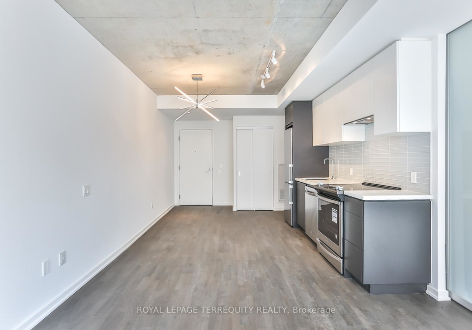 60-colborne-street-toronto-ontario-c13156178