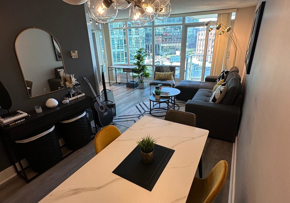 373-front-street-w-toronto-ontario-c13156322