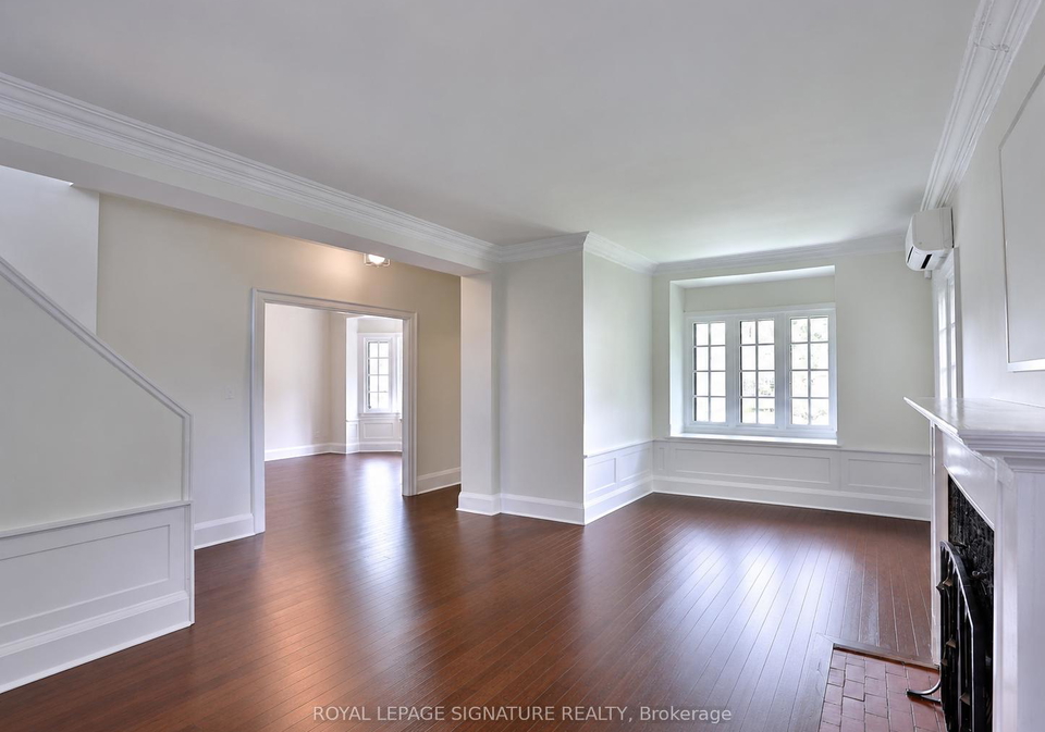 195-pinewood-avenue-toronto-ontario-c13156368