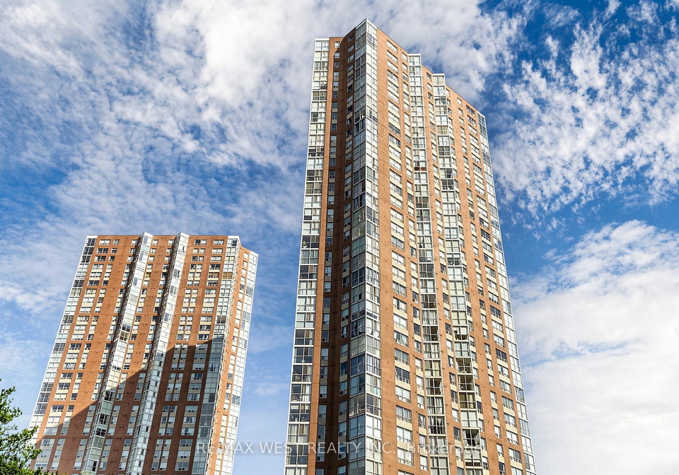 5-concorde-place-north-york-ontario-c13156430