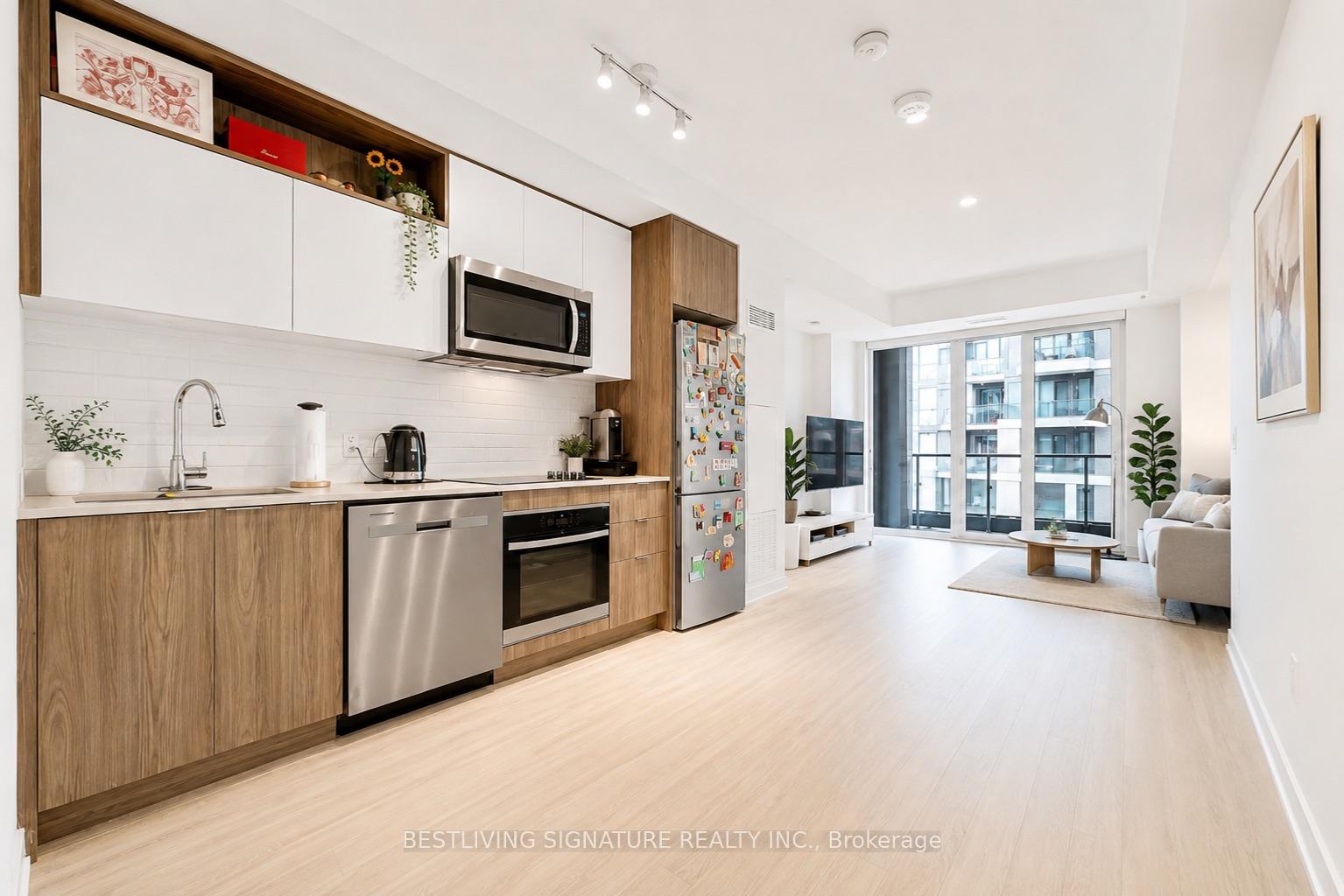 60-princess-street-toronto-ontario-c13156610