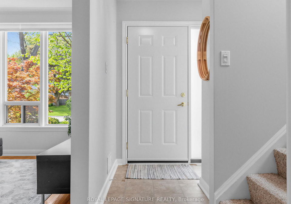 46-plateau-crescent-north-york-ontario-c13156644