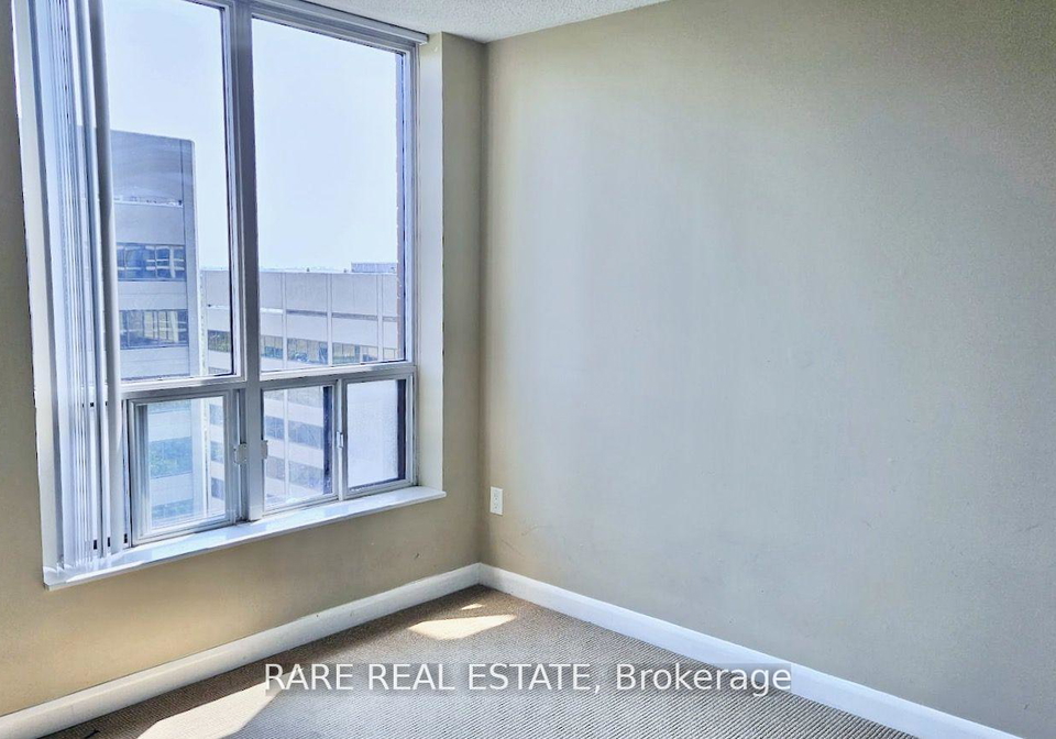33-sheppard-avenue-e-north-york-ontario-c13156798