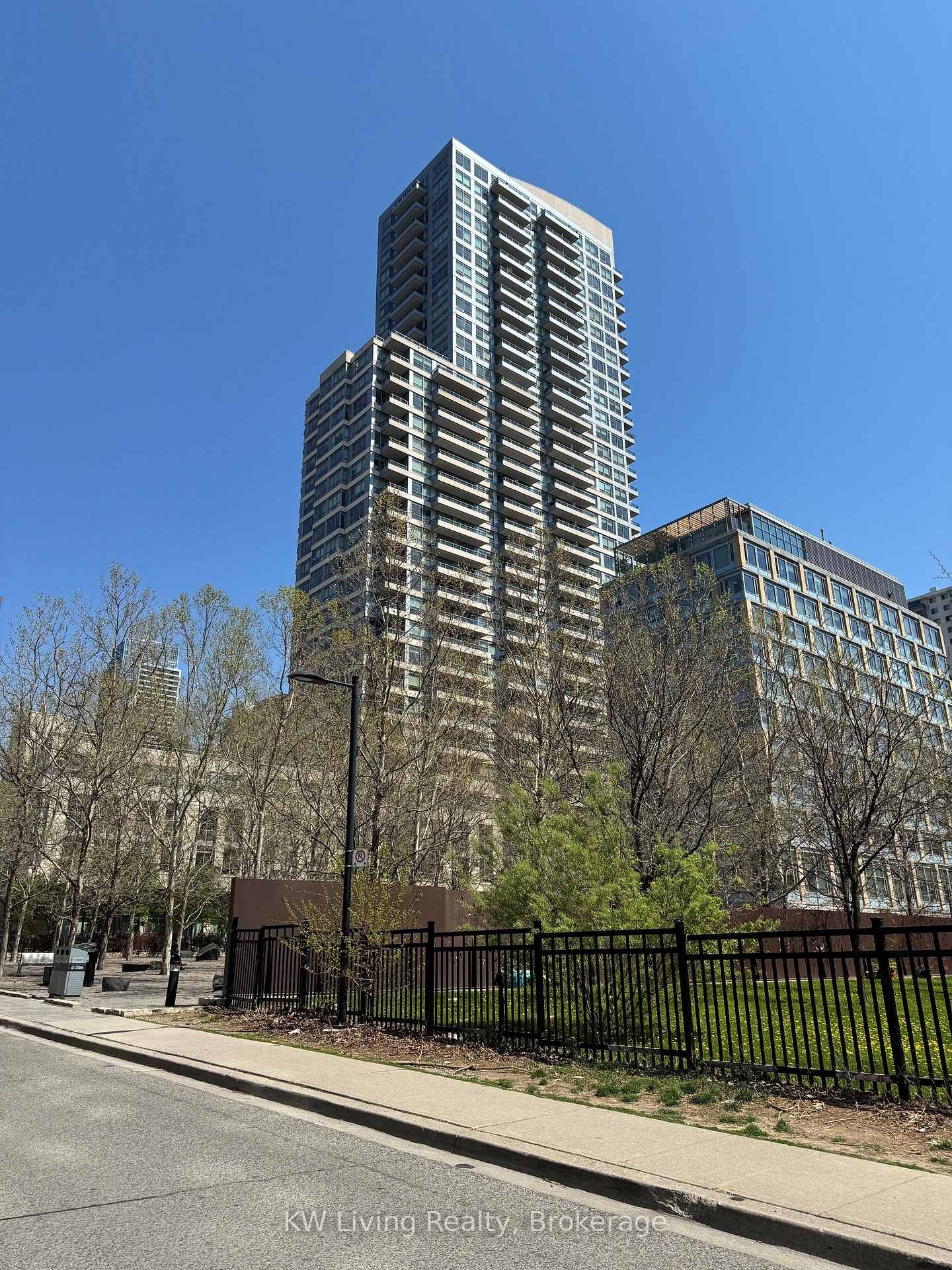 500-sherbourne-street-toronto-ontario-c13156872