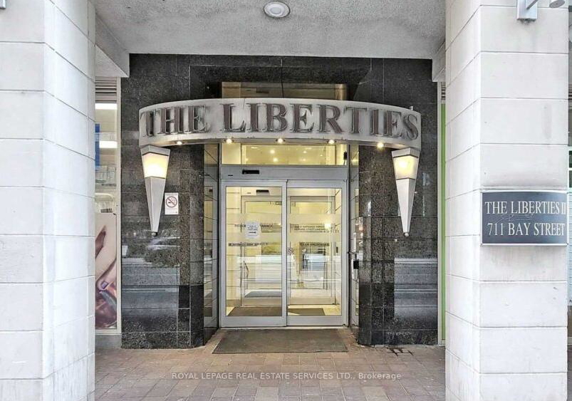 711-bay-street-toronto-ontario-c13156918