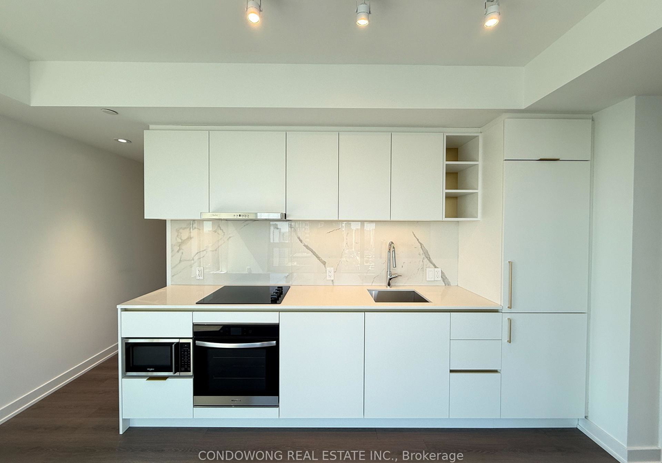 8-wellesley-street-w-toronto-ontario-c13156960