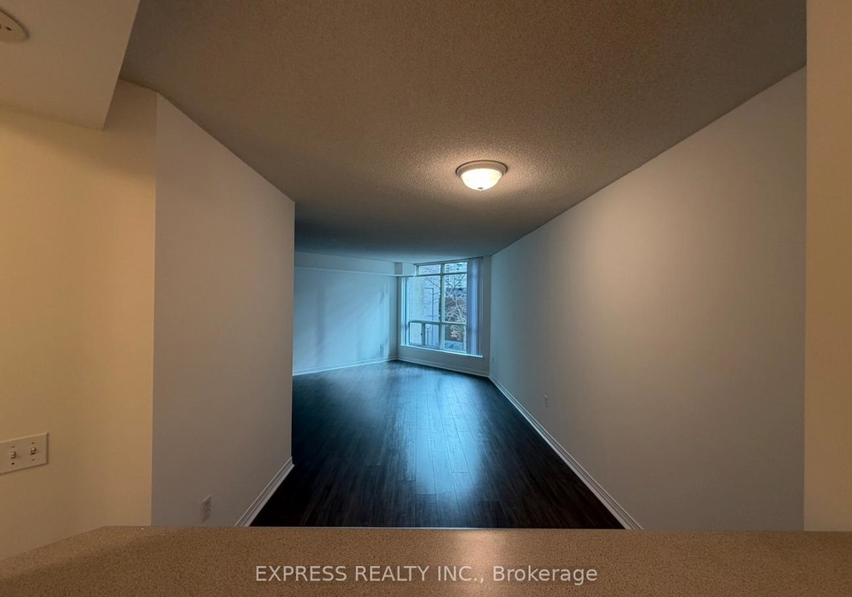 942-yonge-street-toronto-ontario-c13157032