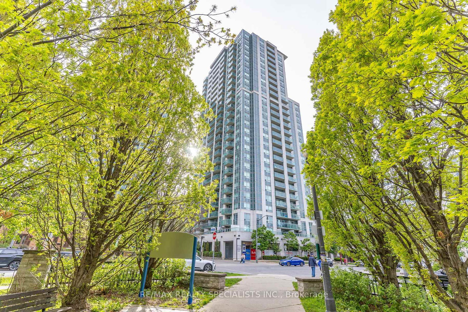 16-harrison-garden-boulevard-north-york-ontario-c13157074