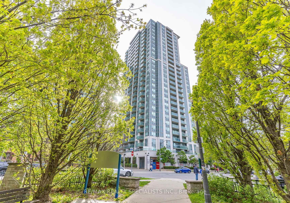 16-harrison-garden-boulevard-north-york-ontario-c13157074