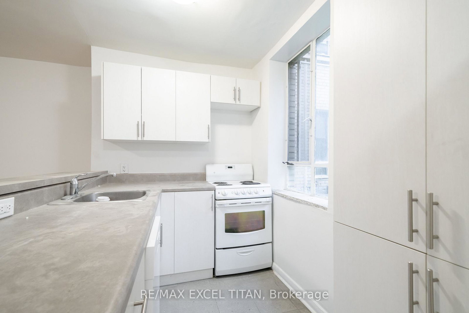 77-erskine-avenue-toronto-ontario-c13157380