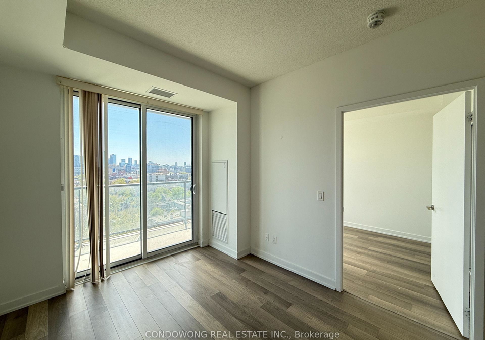 181-huron-street-toronto-ontario-c13157388