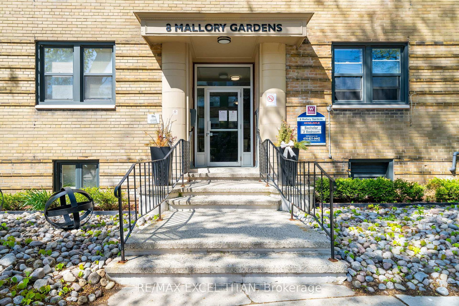 8-mallory-gardens-toronto-ontario-c13157406