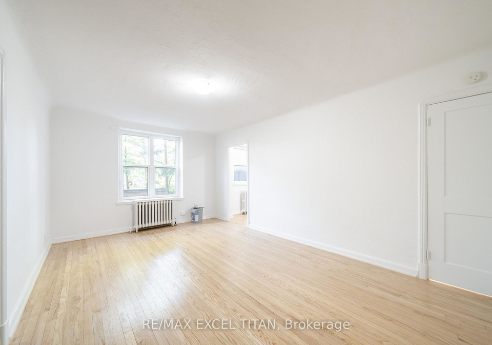 8-mallory-gardens-toronto-ontario-c13157406