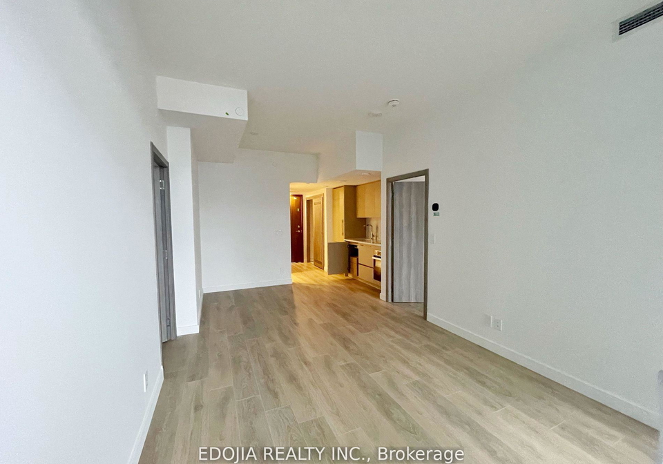 38-widmer-street-toronto-ontario-c13157492