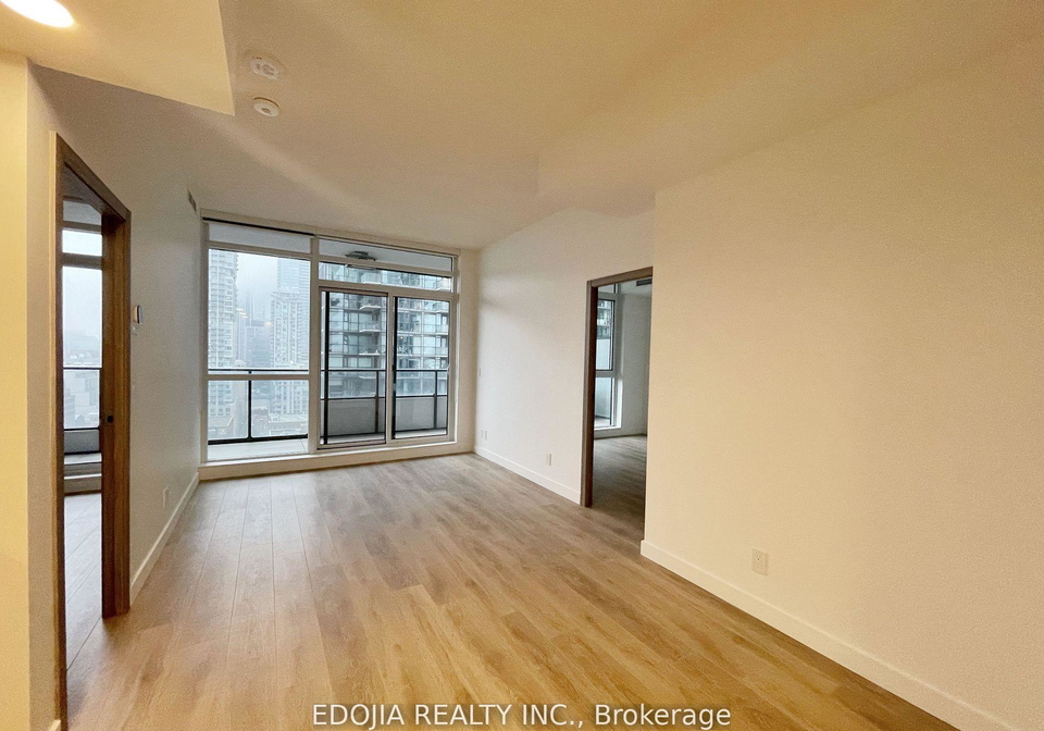 38-widmer-street-toronto-ontario-c13157492