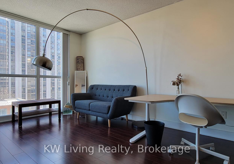 88-sheppard-avenue-e-north-york-ontario-c13157584