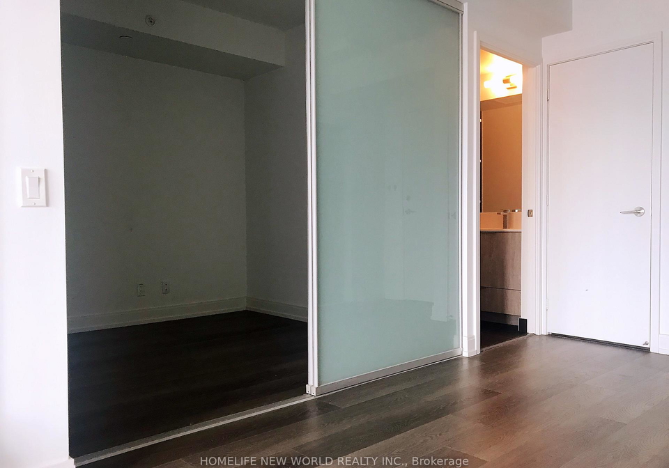 181-dundas-street-e-toronto-ontario-c13157648