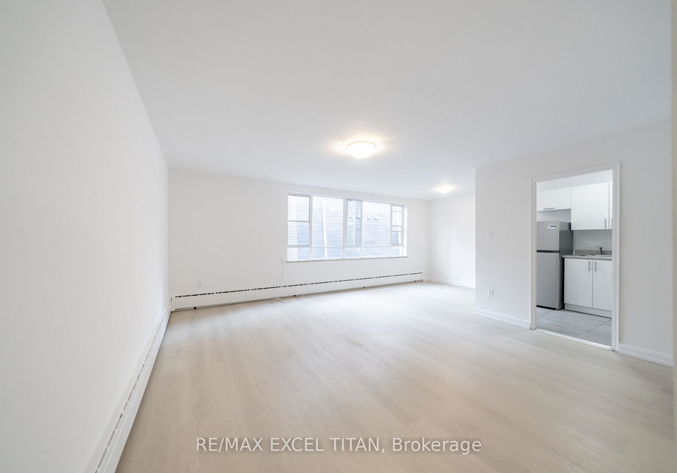 77-erskine-avenue-toronto-ontario-c13158002