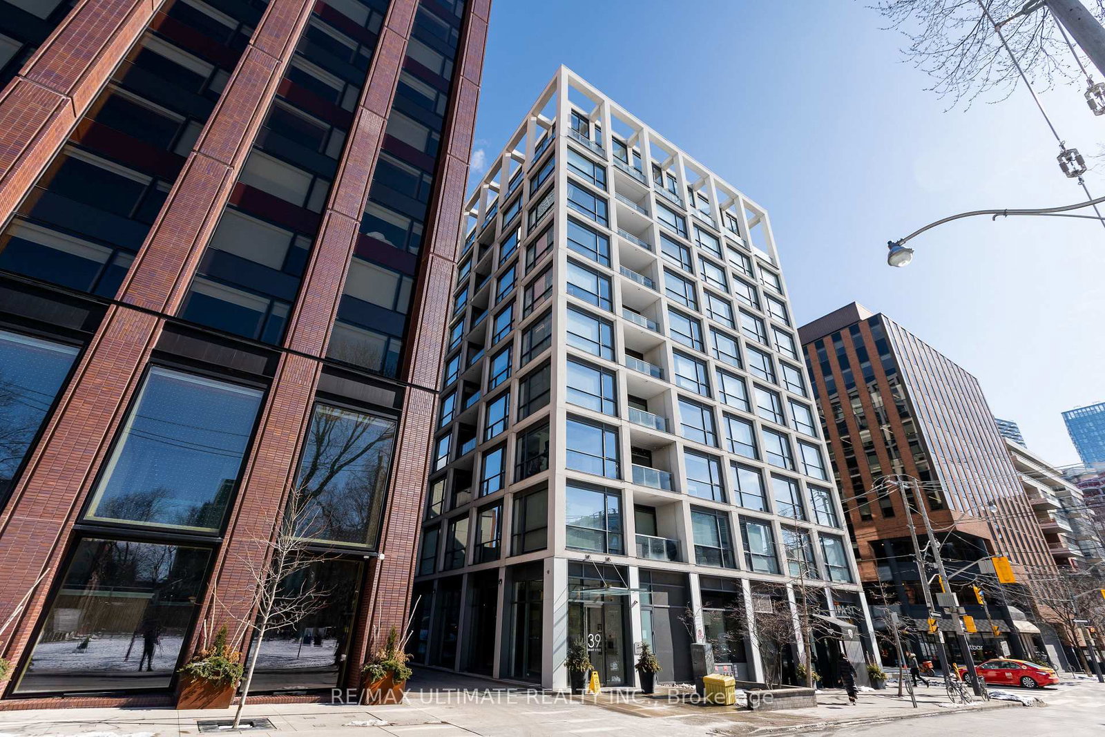 39-brant-street-toronto-ontario-c13158118