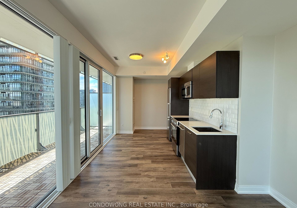 42-charles-street-e-toronto-ontario-c13158280