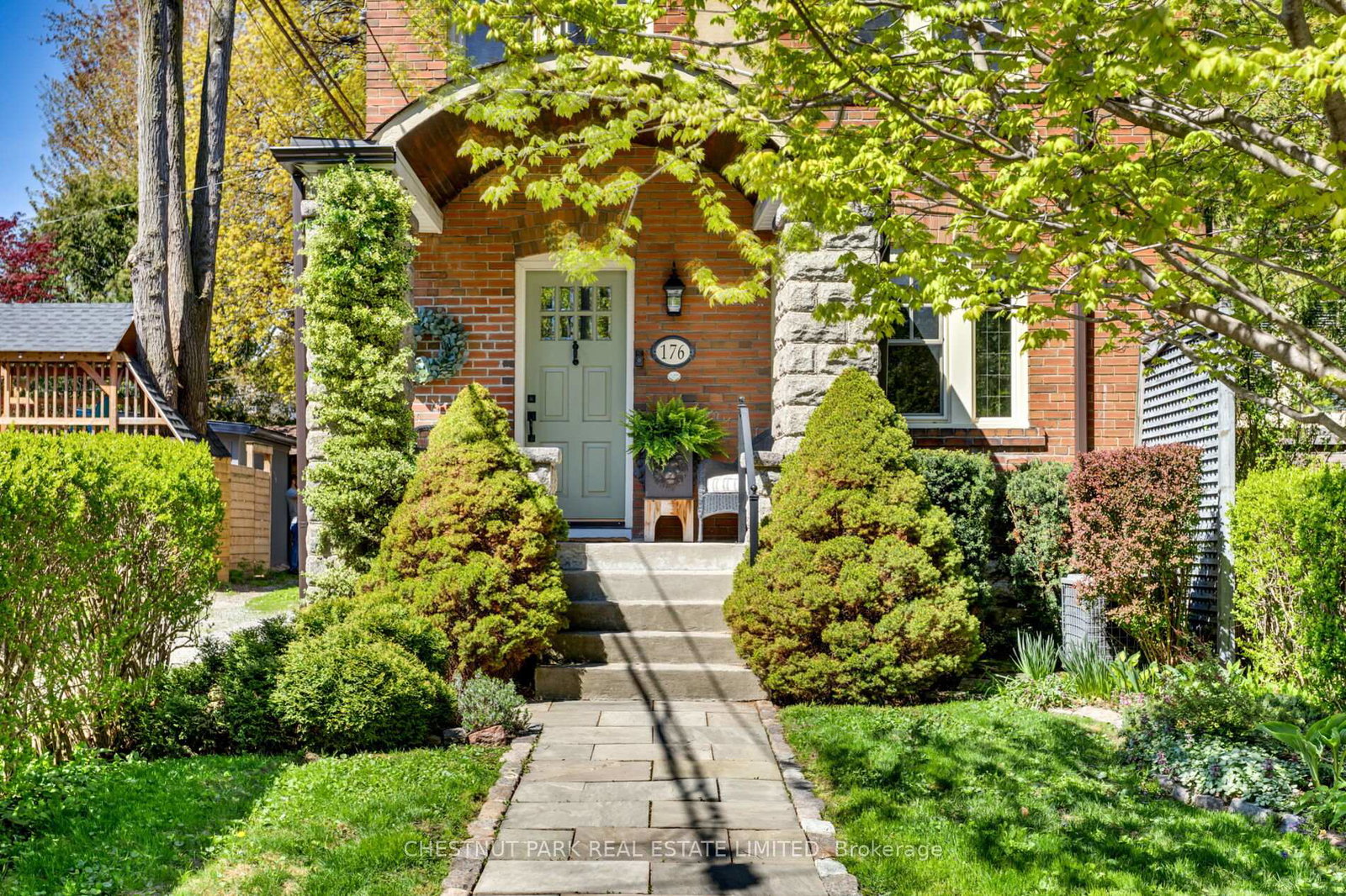 176-forman-avenue-toronto-ontario-c13158288