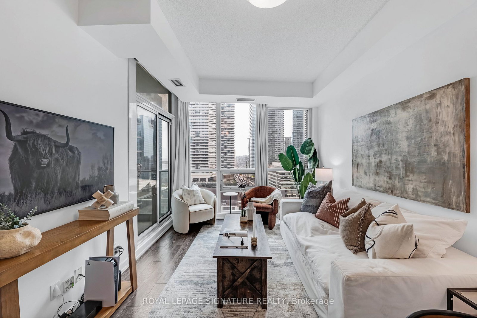 18-harbour-street-toronto-ontario-c13158430