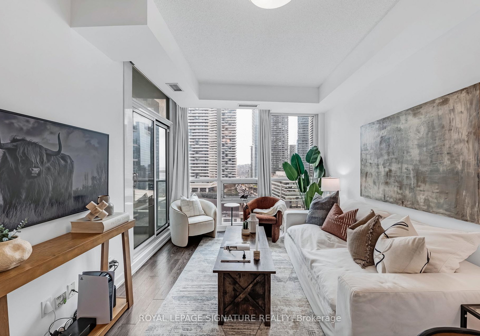 18-harbour-street-toronto-ontario-c13158430