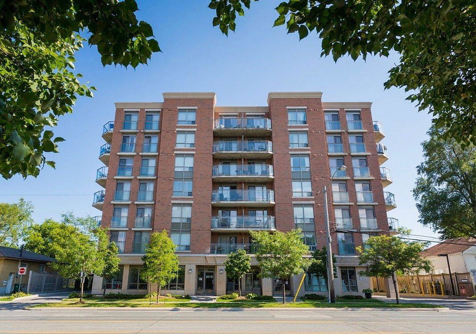 801-sheppard-avenue-toronto-ontario-c13158494