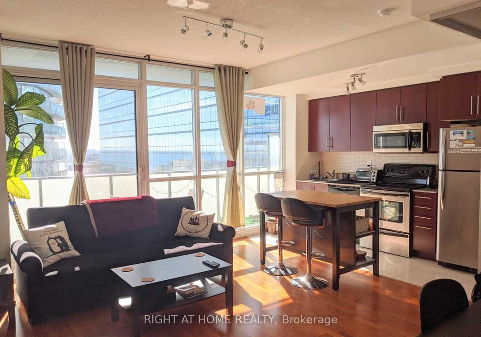 55-bremner-boulevard-toronto-ontario-c13158726