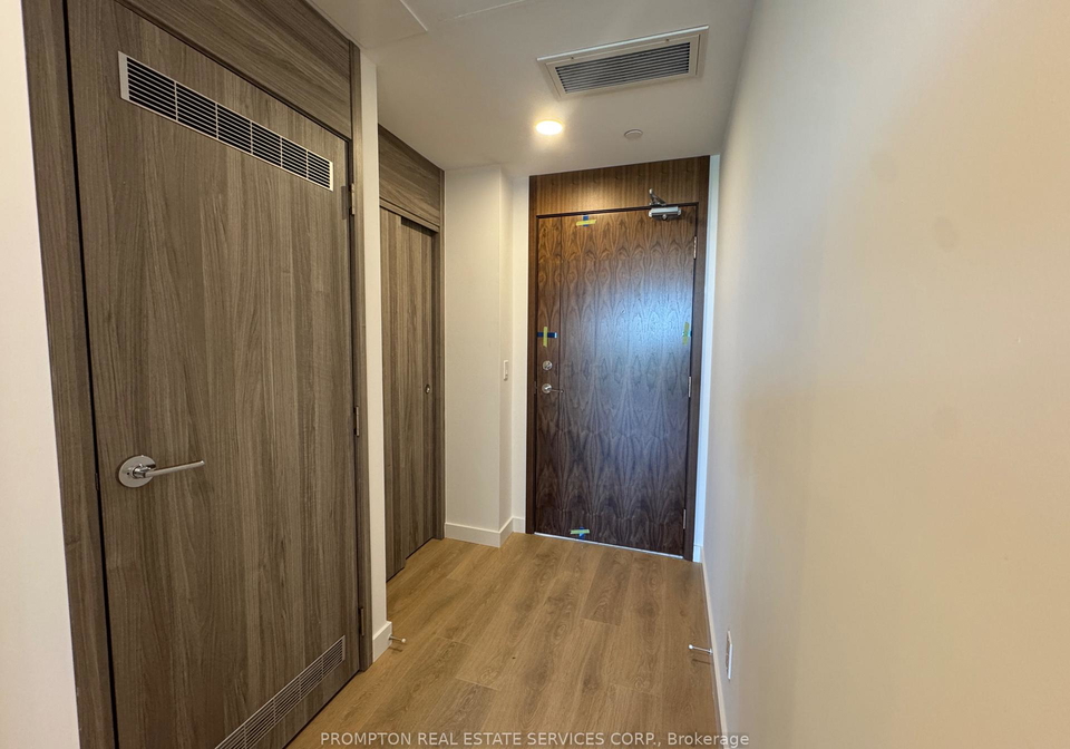 68-esther-shiner-boulevard-north-york-ontario-c13158798