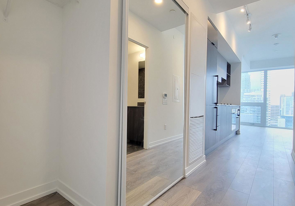 82-dalhousie-street-toronto-ontario-c13158804