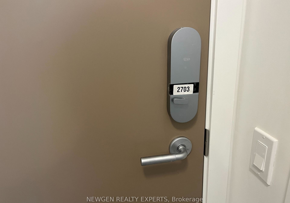 5-quarrington-lane-north-york-ontario-c13158816